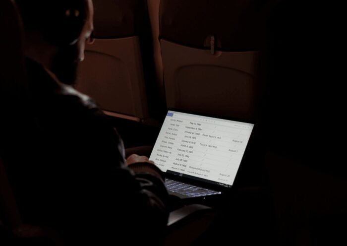 Google, Microsoft e Meta ignoram escolhas de privacidade de usuários, aponta auditoria | NeuralNet IA